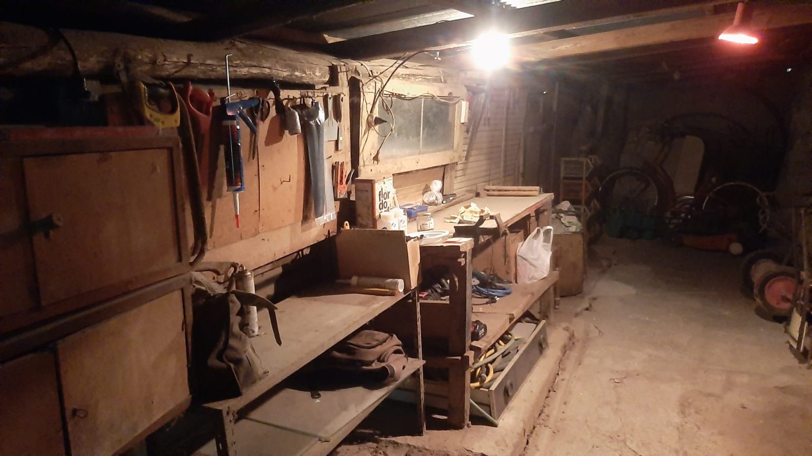 Allestiamo il Uasi Camp — Cantiere · vita in camper, diario di Diario di Uasi