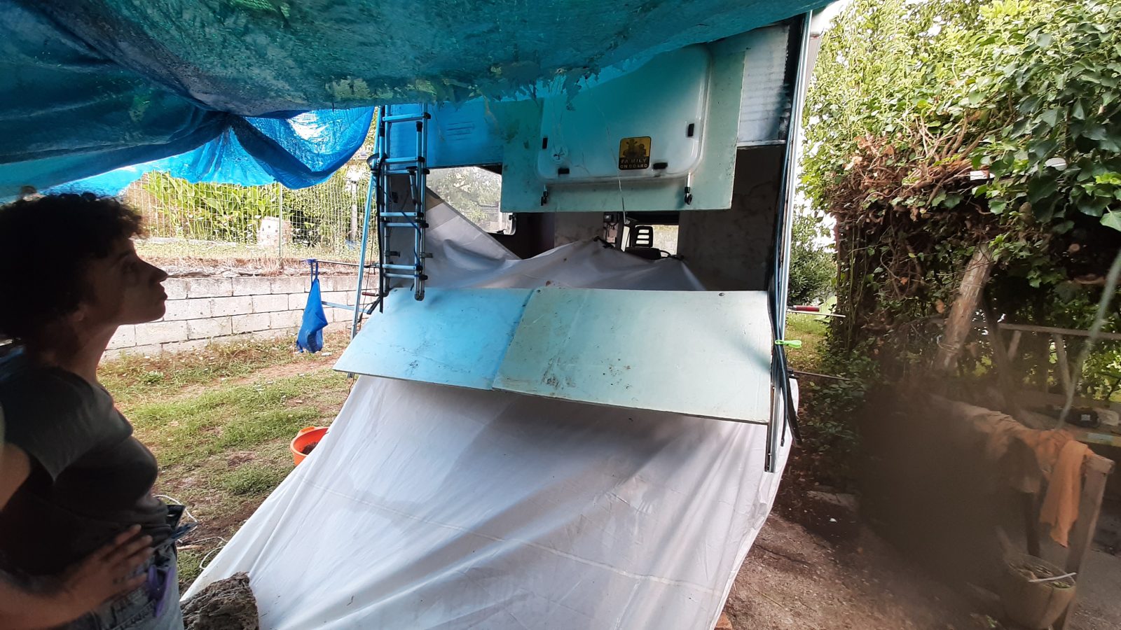 Incredibile nubifragio — Cantiere · vita in camper, diario di Diario di Uasi