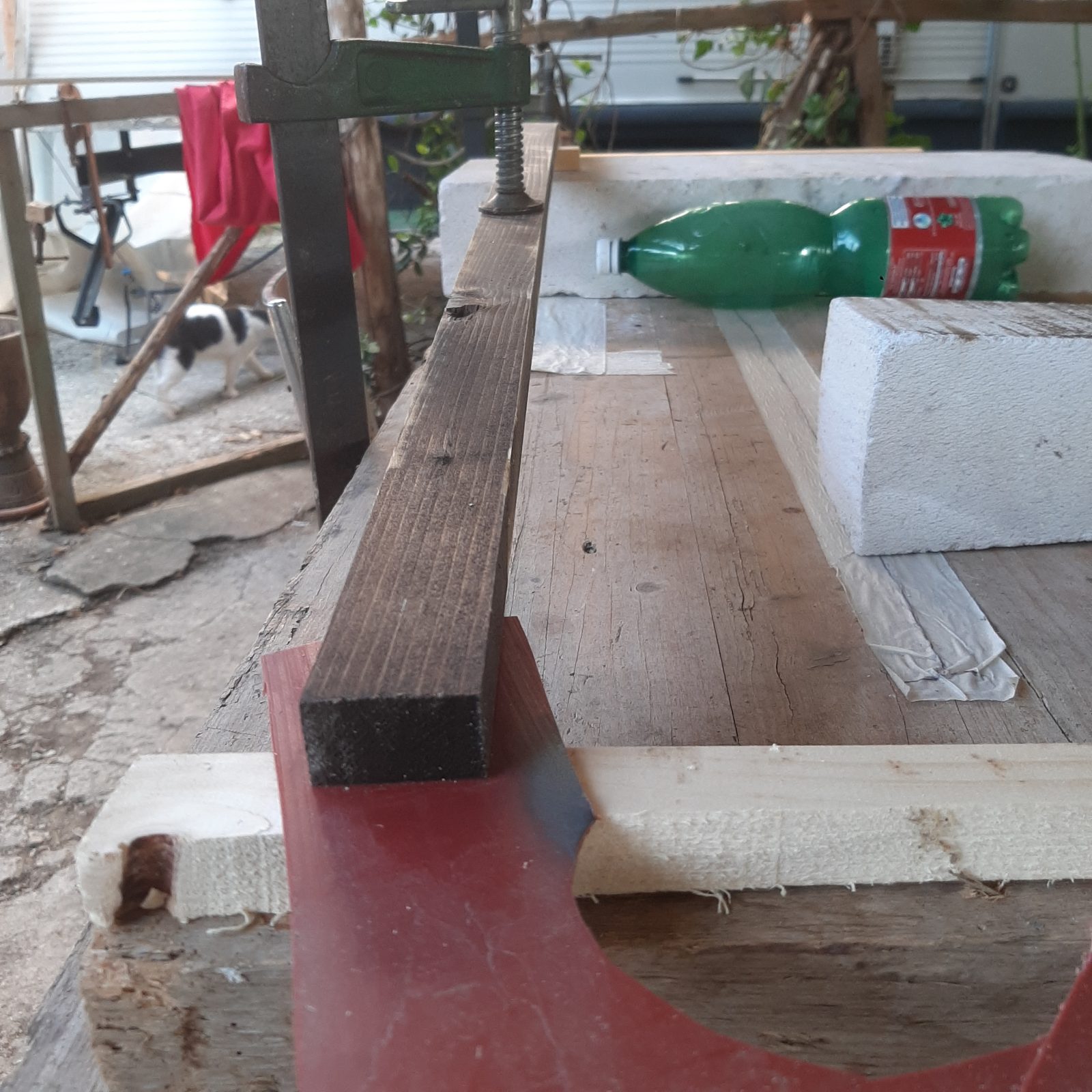 L'asse torta — Cantiere · vita in camper, diario di Diario di Uasi